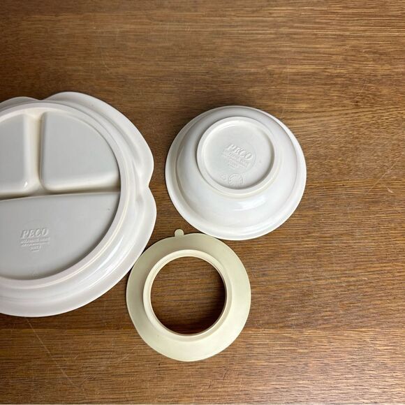 PETER RABBIT Child's Plate & Bowl Melamine Ware Collectible Bowl Has Suction - Picture 6 of 8